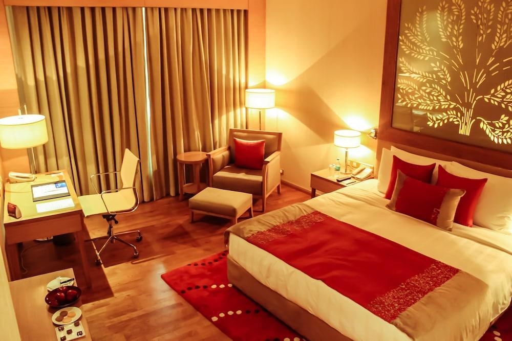 新德里德瓦卡丽笙酒店 客房 照片 A room at the Taj Bengal