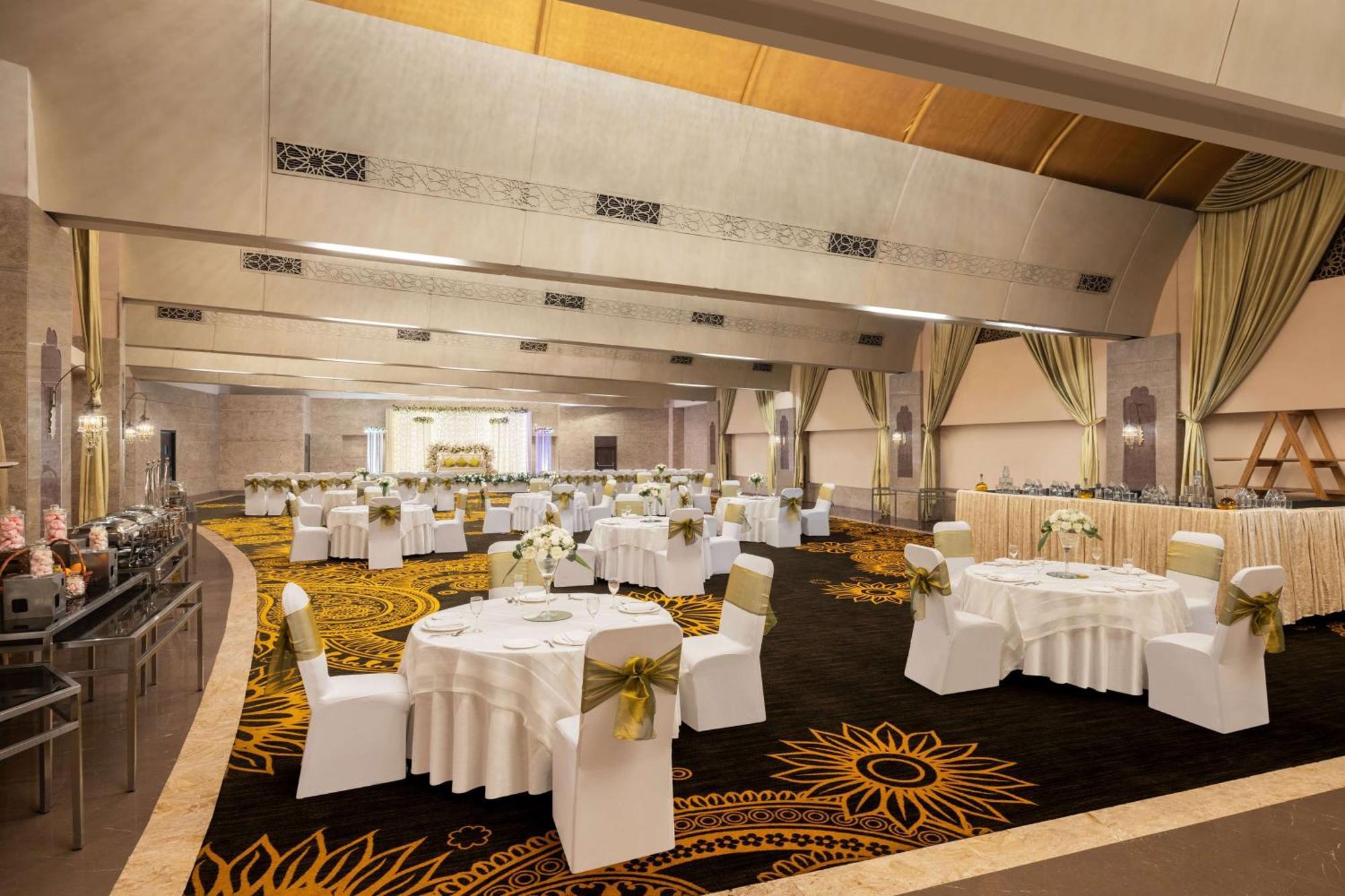 新德里德瓦卡丽笙酒店 外观 照片 The Grand Ballroom