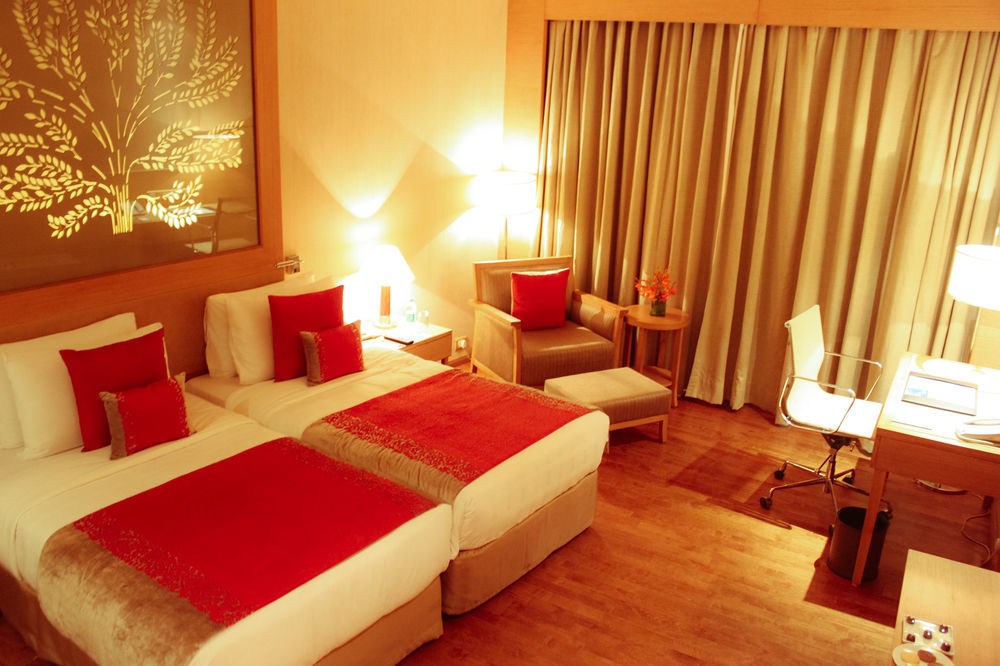 新德里德瓦卡丽笙酒店 客房 照片 A room at the Taj Bengal