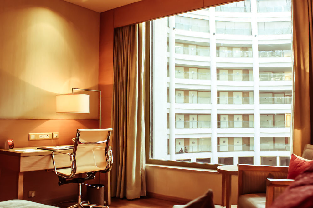 新德里德瓦卡丽笙酒店 客房 照片 A room at the hotel